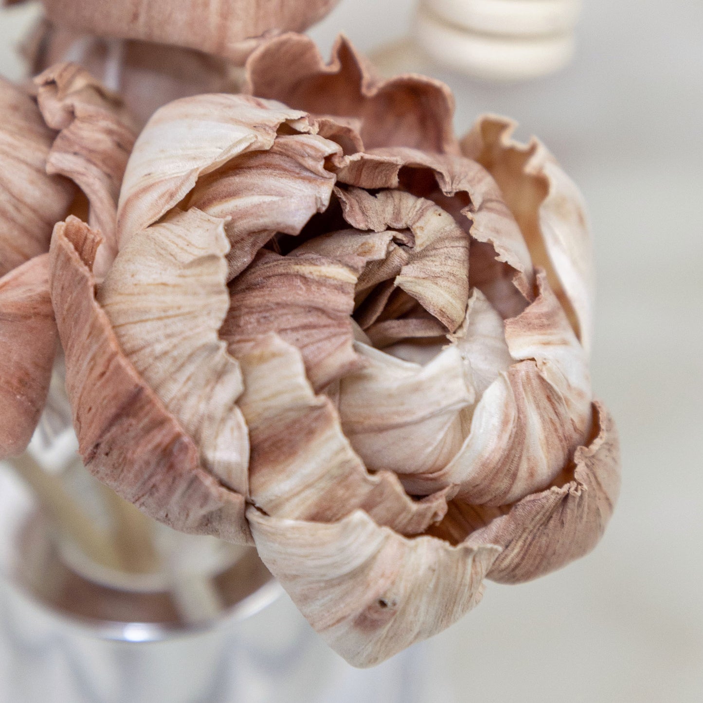 šMother's Day Diffuser ā Floral Reed Diffuser with Pink Peonies | The Perfect Motherās Day Gift